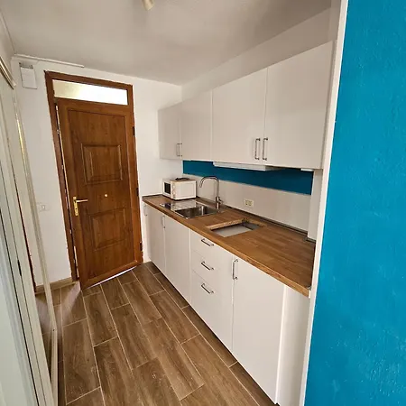 Americas Playa Honda Apartment